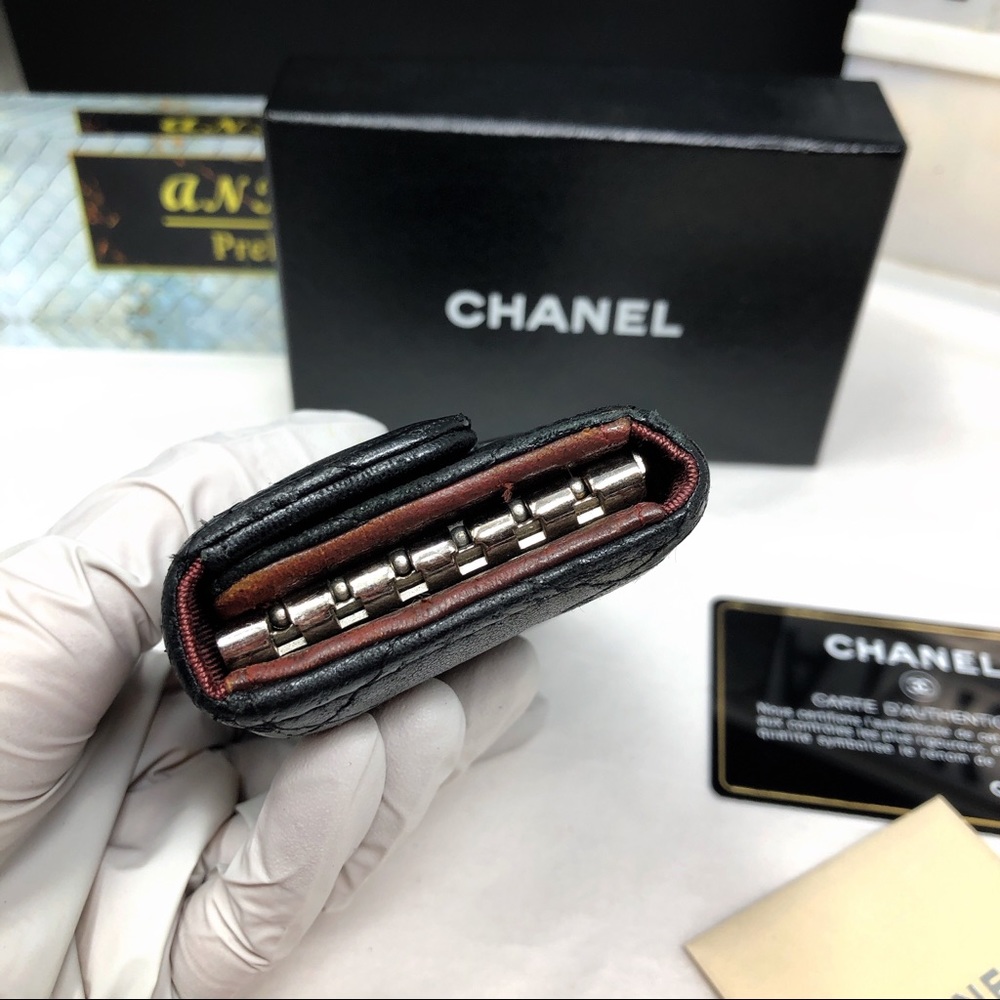 🔮SOLD🔮CHANEL classic flap quilted Matelasse CC 6 Key Holder Case lambskin - Picture 7 of 14